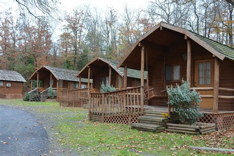 Magic Springs, Arkansas Cabins: Your Gateway to Relaxation